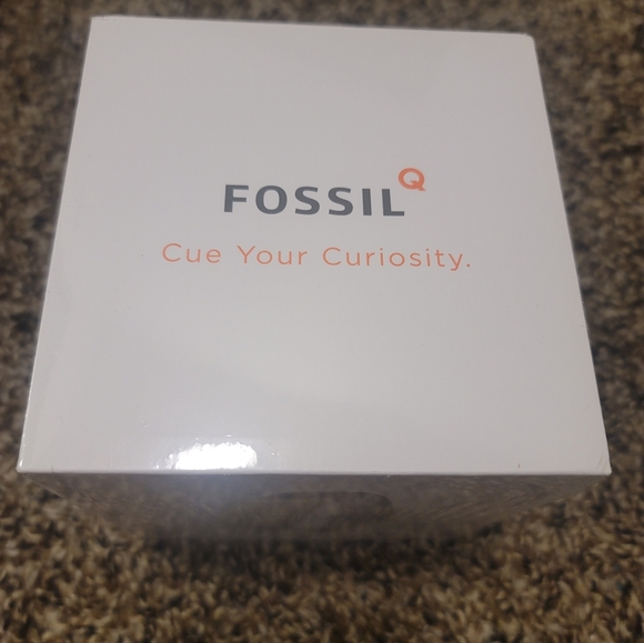 Fossil Q Smart Bracelet - Picture 2 of 3